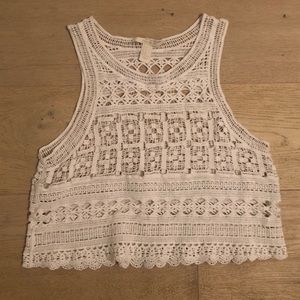 Forever 21 white crotchet crop top